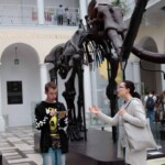 autyści w Muzeum Geologicznym
