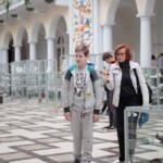 autyści w Muzeum Geologicznym
