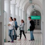 autyści w Muzeum Geologicznym
